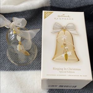 Hallmark 2008 Ringing in Christmas Ornament